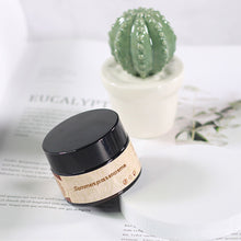 Laden Sie das Bild in den Galerie-Viewer, Pflanzenaufhellende Melanin-Sommersprossencreme