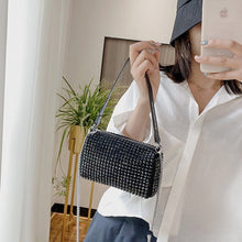 Laden Sie das Bild in den Galerie-Viewer, Handtasche Mit Strasssteinen
