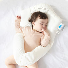 Laden Sie das Bild in den Galerie-Viewer, Komfortkissen in Babyform
