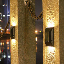 Laden Sie das Bild in den Galerie-Viewer, Garten-Wanddekorationsleuchten für den Außenbereich (2 Stück)