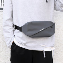 Laden Sie das Bild in den Galerie-Viewer, Multifunktionale Brusttasche