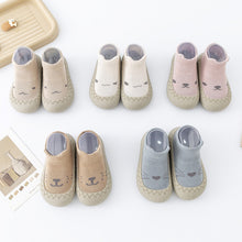 Laden Sie das Bild in den Galerie-Viewer, Rutschfeste Schuhe für Kinder