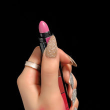 Laden Sie das Bild in den Galerie-Viewer, Matter 5-Farben-Lippenstift