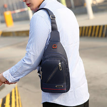 Laden Sie das Bild in den Galerie-Viewer, Einfache lässige wasserdichte Sport Brusttasche