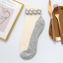 Laden Sie das Bild in den Galerie-Viewer, Damen Perlen Knöchelhohe Socken aus Netzstoff