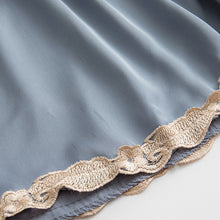 Laden Sie das Bild in den Galerie-Viewer, Sexy Seidenpyjamas 5-teiliges Set