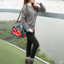 Laden Sie das Bild in den Galerie-Viewer, Multifunktionaler wasserdichter Rucksack mit Blumendruck