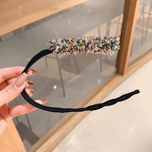 Laden Sie das Bild in den Galerie-Viewer, Strass Haarnadel