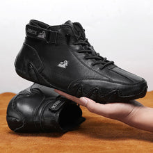 Laden Sie das Bild in den Galerie-Viewer, Modische einfarbige Martin-Stiefel