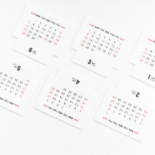 Laden Sie das Bild in den Galerie-Viewer, Kreative Holzpferd Tischkalender Baustein Spielzeug Dekoration