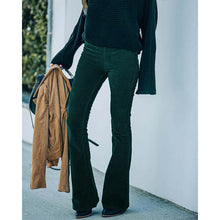 Laden Sie das Bild in den Galerie-Viewer, Freizeithose aus Cord mit elastischer Taille