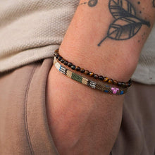 Laden Sie das Bild in den Galerie-Viewer, Vintage Stoffarmband