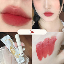 Laden Sie das Bild in den Galerie-Viewer, Seidiger Wasserfester Lippenstift