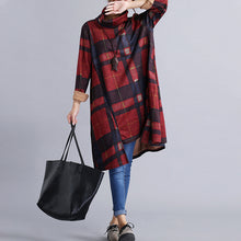 Laden Sie das Bild in den Galerie-Viewer, Unregelmäßiges Kleid mit Rollkragen für Damen