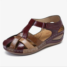 Laden Sie das Bild in den Galerie-Viewer, Damen Retro Sandalen mit runder Zehenpartie und Schnalle