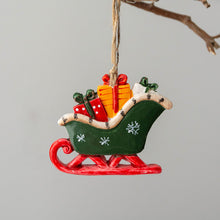 Laden Sie das Bild in den Galerie-Viewer, Dekorative Weihnachtsbaumanhänger aus Harz