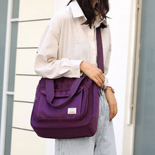 Laden Sie das Bild in den Galerie-Viewer, Schlichte lässige Handtasche aus Nylon