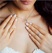 Laden Sie das Bild in den Galerie-Viewer, Seelenverwandte - Du bist etwas Besonderes - Verführerische Halskette