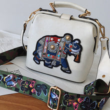 Laden Sie das Bild in den Galerie-Viewer, Modische bestickte Umhängetasche mit breitem Riemen