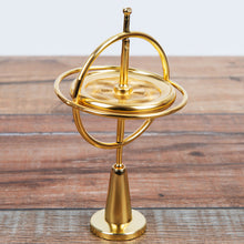 Laden Sie das Bild in den Galerie-Viewer, Dekompressionsspielzeug Zinklegierung Fingerspitzenspinner