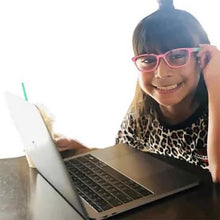 Laden Sie das Bild in den Galerie-Viewer, Blaulichtfilterbrille für Kinder - Unisex