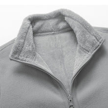 Laden Sie das Bild in den Galerie-Viewer, Wende-Sweatshirt mit Stehkragen aus Fleece