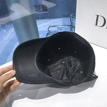 Laden Sie das Bild in den Galerie-Viewer, Personalisierte und modische Schirmmütze