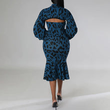 Laden Sie das Bild in den Galerie-Viewer, Zweiteiliges Leopardenkleid mit Rüschen