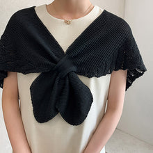 Laden Sie das Bild in den Galerie-Viewer, Damen Fischschwanz Mini Strickschal