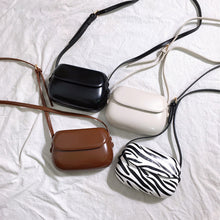 Laden Sie das Bild in den Galerie-Viewer, Einfache Niedliche  aus PU-Leder