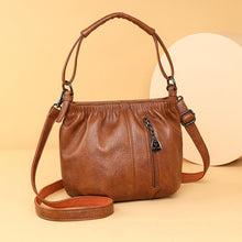 Laden Sie das Bild in den Galerie-Viewer, Retro Messenger Handtasche mit großer Kapazität im Freien