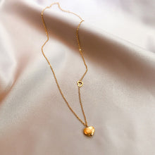 Laden Sie das Bild in den Galerie-Viewer, Stilvolle Herzförmige Halskette