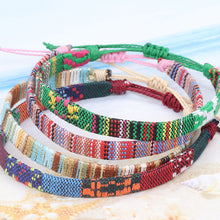 Laden Sie das Bild in den Galerie-Viewer, Geflochtenes Regenbogen-Armband