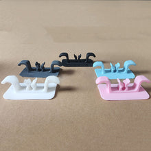 Laden Sie das Bild in den Galerie-Viewer, Kabelorganisator für die Küche