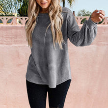 Laden Sie das Bild in den Galerie-Viewer, Damenhemd mit Ballonärmeln und Rundhalsausschnitt