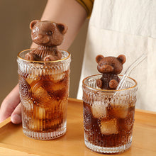 Laden Sie das Bild in den Galerie-Viewer, 3D Teddybär Eiswürfelbereiter