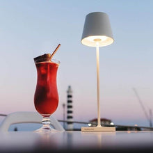 Laden Sie das Bild in den Galerie-Viewer, Moderne Wiederaufladbare Kabellose LED-Tischlampe