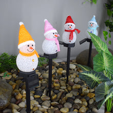 Laden Sie das Bild in den Galerie-Viewer, Super süße wasserdichte Solarenergie Schneemann Lampe