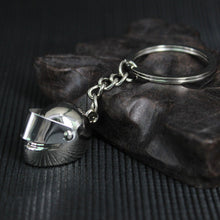 Laden Sie das Bild in den Galerie-Viewer, Motorradhelm Schlüsselanhänger aus Metall