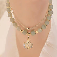 Laden Sie das Bild in den Galerie-Viewer, Hetian Jade Glücksarmband aus Goldfolie