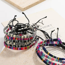 Laden Sie das Bild in den Galerie-Viewer, Geflochtenes Regenbogen-Armband