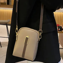 Laden Sie das Bild in den Galerie-Viewer, Neue Handytasche aus Leder mit Litschimuster