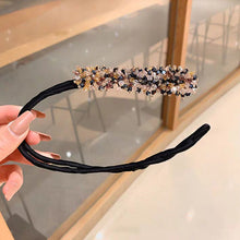 Laden Sie das Bild in den Galerie-Viewer, Strass Haarnadel