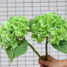 Laden Sie das Bild in den Galerie-Viewer, Künstliche Hortensienblüten für den Außenbereich