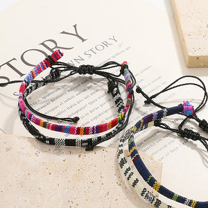 Geflochtenes Regenbogen-Armband