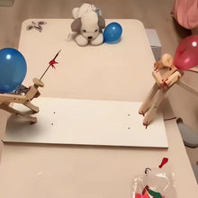 Laden Sie das Bild in den Galerie-Viewer, Handgefertigte Zaunpuppen aus Holz