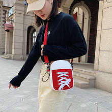 Laden Sie das Bild in den Galerie-Viewer, Getäfelte Umhängetasche aus Segeltuch