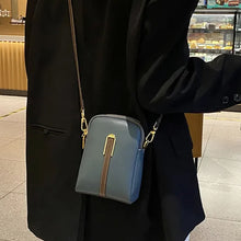 Laden Sie das Bild in den Galerie-Viewer, Neue Handytasche aus Leder mit Litschimuster