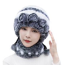 Laden Sie das Bild in den Galerie-Viewer, Rex-Kaninchenfellmütze