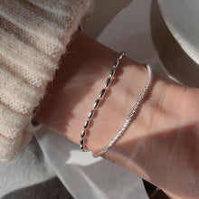 Laden Sie das Bild in den Galerie-Viewer, Doppellagiges Schleierkraut-Armband